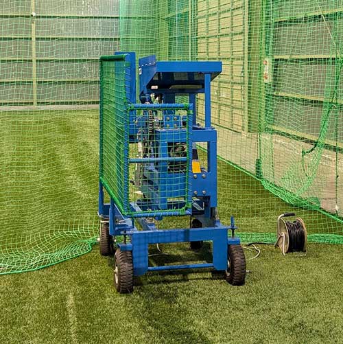 アーム式ピッチングマシン